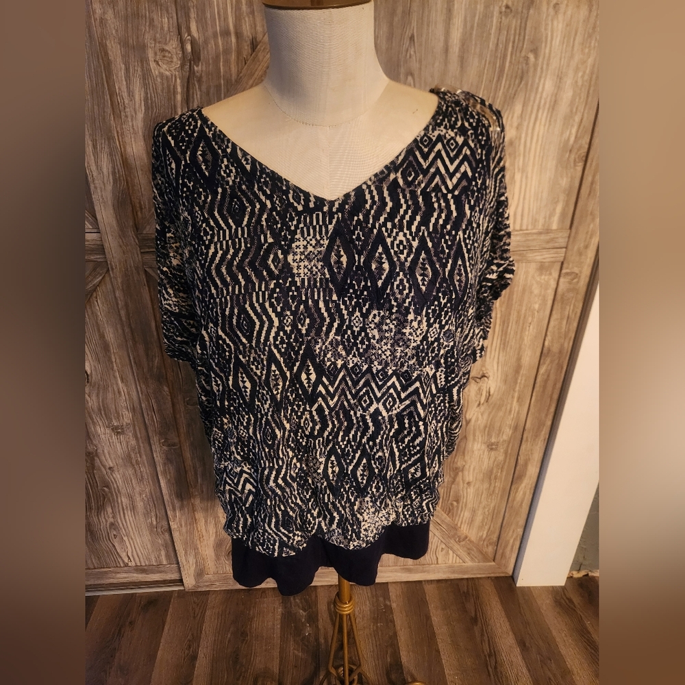 AGB Navy and White Geometric Blouse